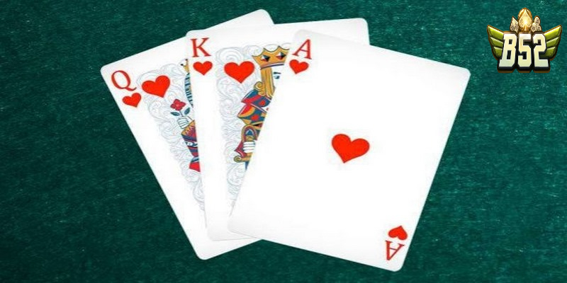 Phỏm là game đánh bài dân gian nổi tiếng hiện nay